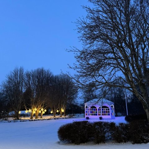 The rotunda in the winter.jpg